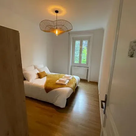 Qouei Eichi La Maison Fleurie Piscine Campagne * Bas-en-Basset