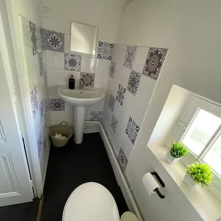 Holiday home Qouei Eichi La Maison Fleurie Piscine Campagne *