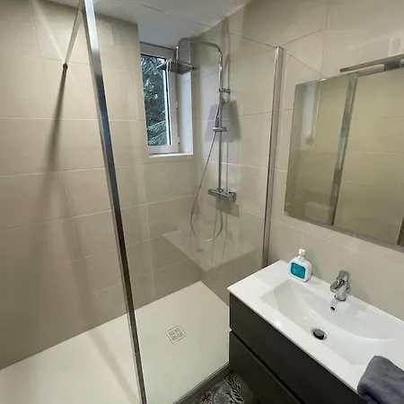 Qouei Eichi La Maison Fleurie Piscine Campagne *